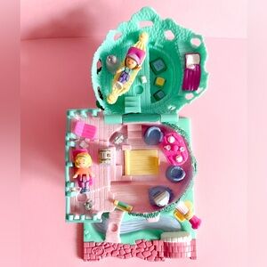1994 Vintage Polly Pocket - Treehouse complete